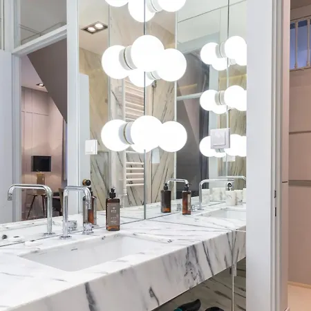 Daire Elegant In Bairro Alto By Lovelystay Lisboa