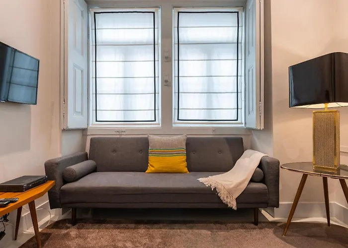 Elegant In Bairro Alto By Lovelystay Appartement Lissabon